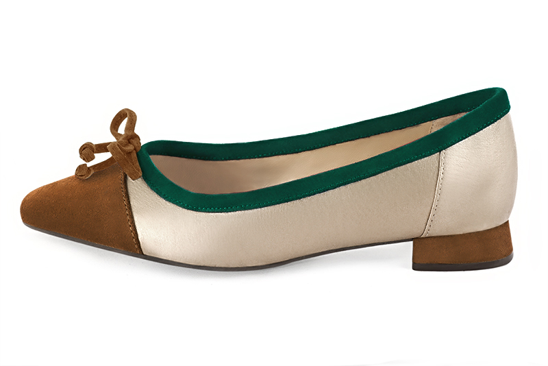 Caramel brown, gold and forest green women's ballet pumps, with low heels. Square toe. Flat flare heels. Profile view - Florence KOOIJMAN